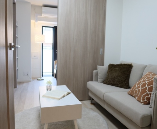 居室・リビング　☆明るい洋室☆ ※家具小物等は付きません