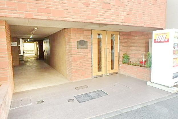 エントランス　エントランス