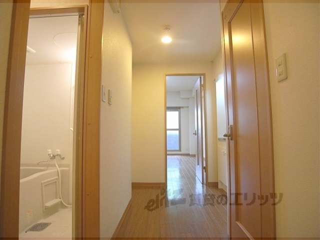 その他部屋・スペース　廊下