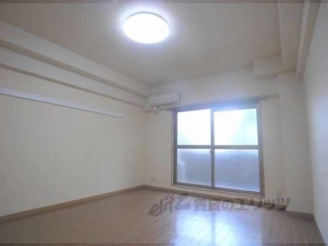 居室・リビング　居室