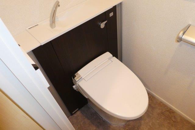 トイレ　ウォシュレット