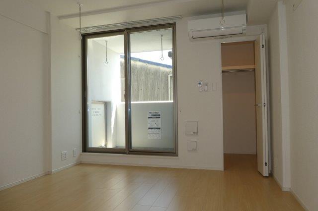 居室・リビング　洋室