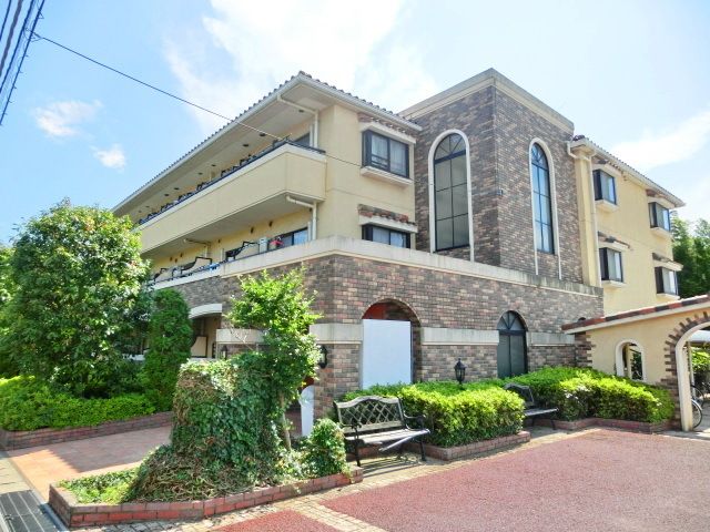 建物外観　オシャレなデザイナーズマンションです