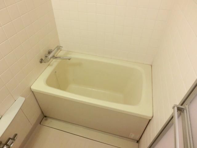 バス・シャワールーム　バスルーム