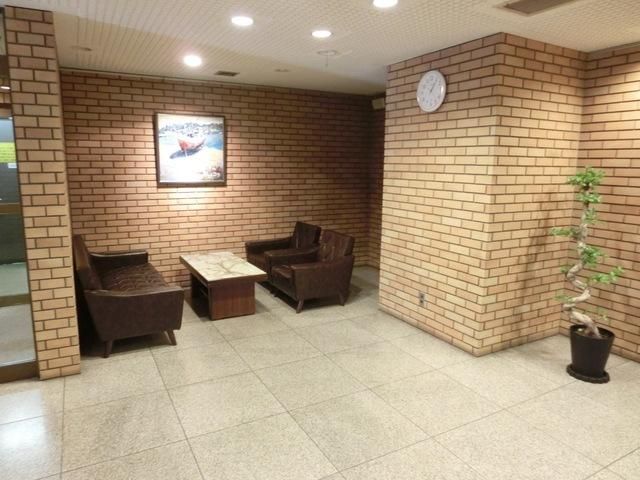 エントランス　落ち着きのあるエントランス