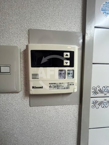 その他設備　ゼンラフォーレ　給湯器