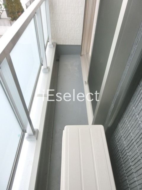 バルコニー　広々バルコニー