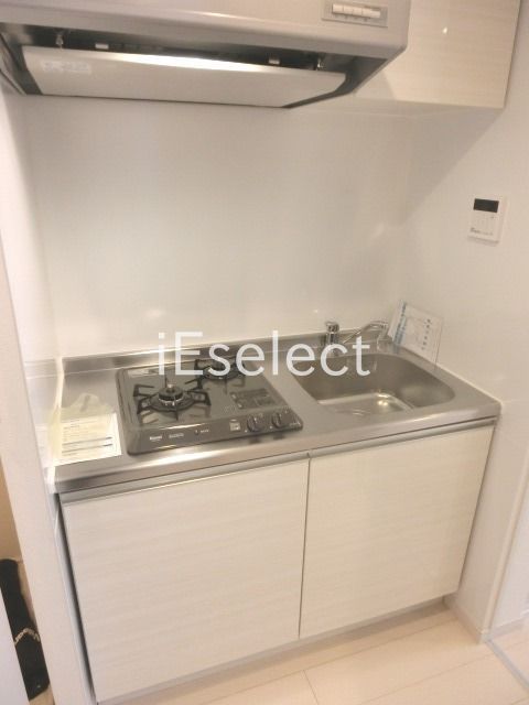 キッチン　経済的な都市ガス対応、2口コンロ付き