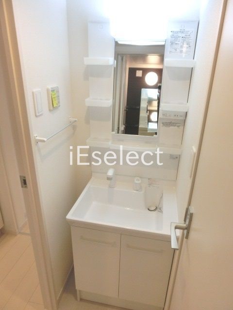 洗面設備　忙しい朝に便利なシャンプードレッサー