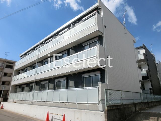 建物外観　２０１８年３月築です♪