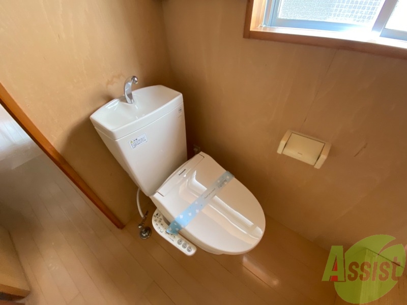トイレ　トイレにはウォッシュレットが付いております