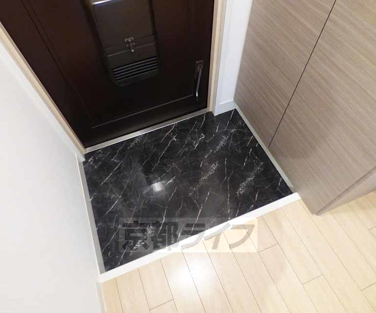 玄関　下駄箱付いてます。