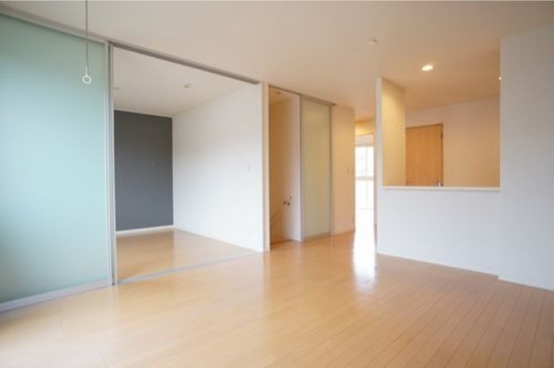 居室・リビング　図面と現状に相違がある場合には現状を優先