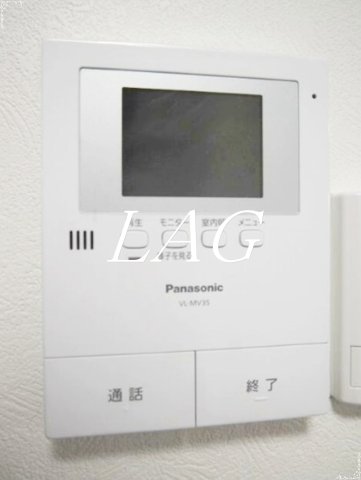セキュリティ　モニターつきインターホンです。