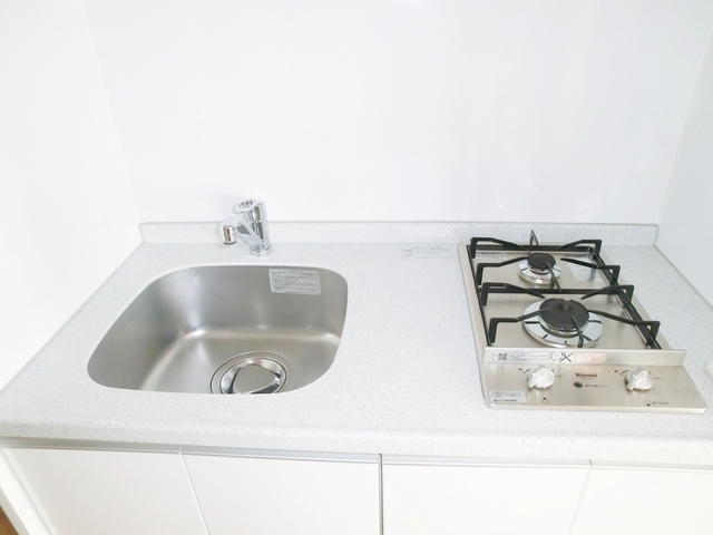 キッチン　料理できます！キッチン脇に冷蔵庫置場あります。