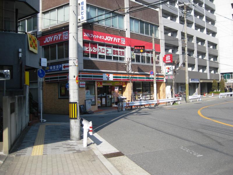 コンビニ　セブンイレブン 大阪鷺洲3丁目店（コンビニ）まで721m