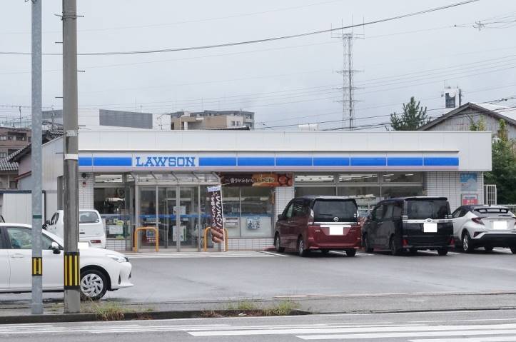 コンビニ　ローソン（コンビニ）まで384m