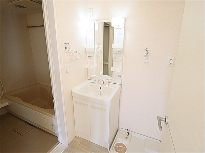 洗面設備　洗髪洗面化粧台