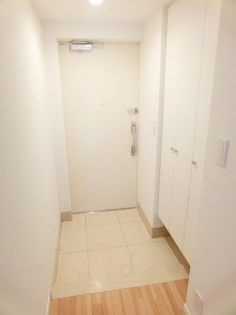 玄関　玄関スペース