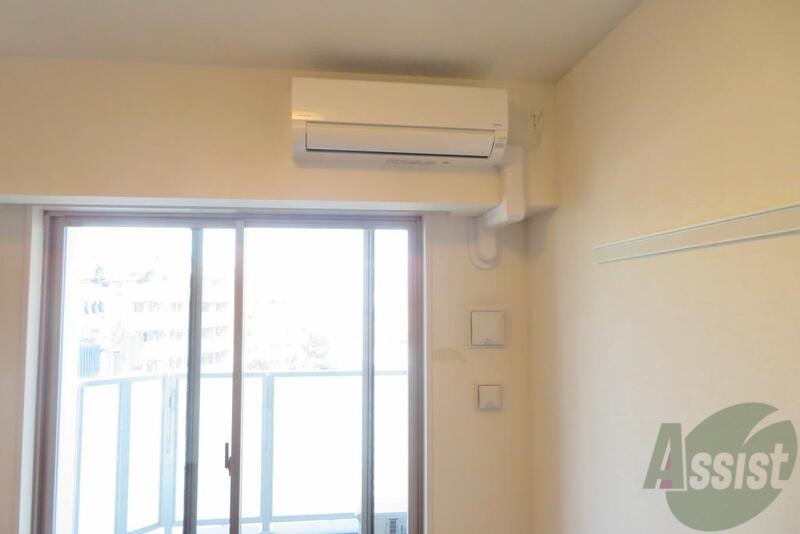 その他設備　エアコンはこちらです。夏や冬には大活躍間違いなしです。