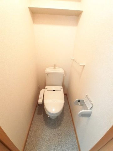 トイレ　落ち着いたトイレです