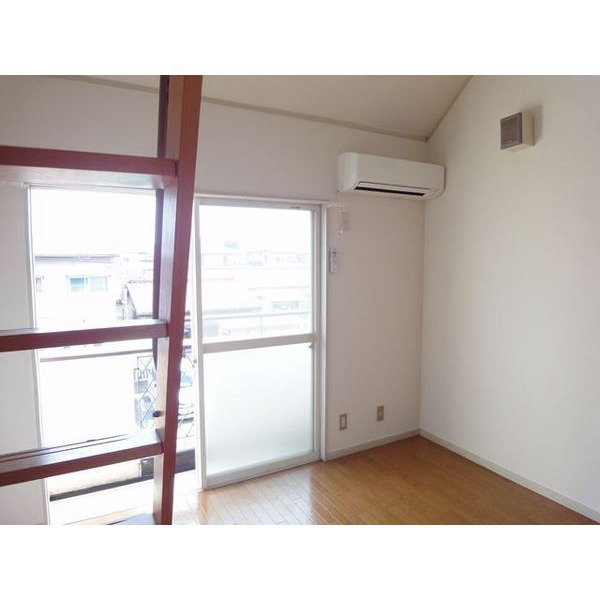 居室・リビング　洋室