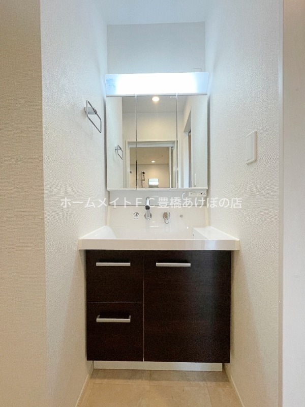 洗面設備　同型完成モデル