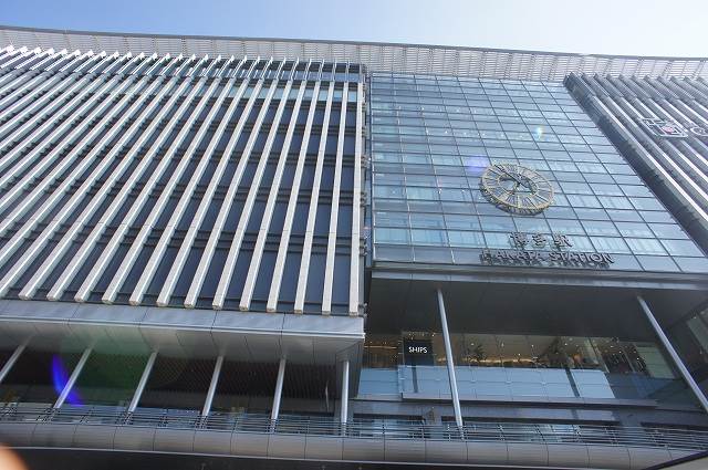 ショッピングセンター　アミュプラザ博多 (AMU PLAZA HAKATA)（ショッピングセンター）まで804m