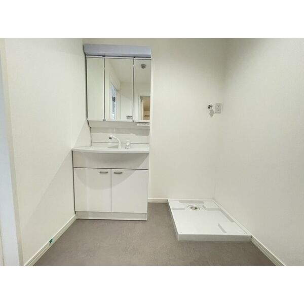 洗面設備　別室の参考写真です。※現況優先