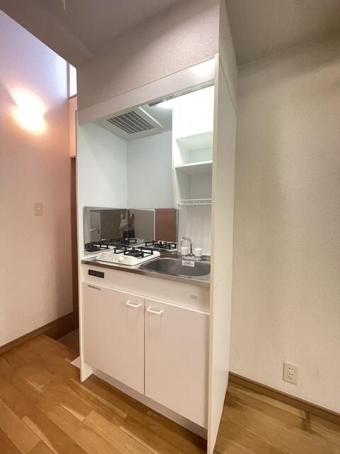 キッチン　１口ガスコンロ設置済！お引越し後すぐにお料理できます☆