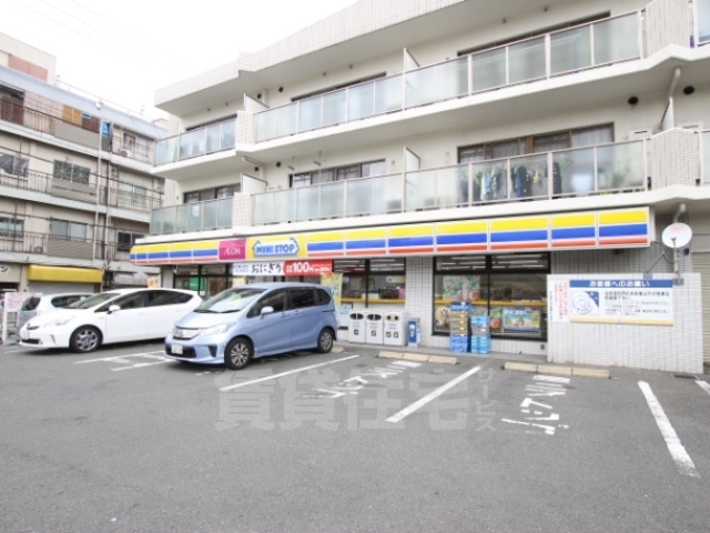 コンビニ　ミニストップ　柏里2丁目（コンビニ）まで434m