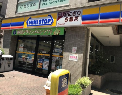 コンビニ　ミニストップ 戸越駅前店（コンビニ）まで414m