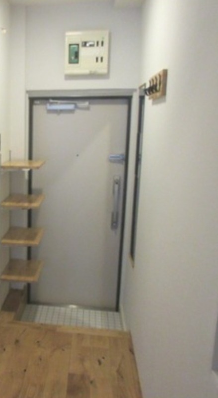 玄関　同仕様写真含む