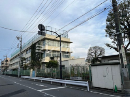 小学校　大田区立道塚小学校（小学校）まで307m
