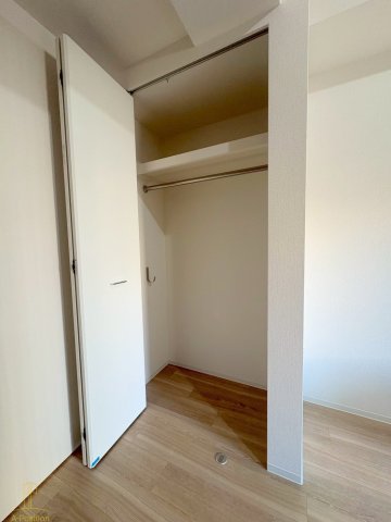 収納　セレニテ東梅田アリエ