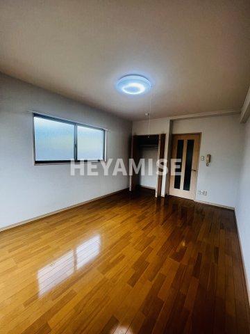 居室・リビング　※同間取、別号室の写真です。現況を優先します※