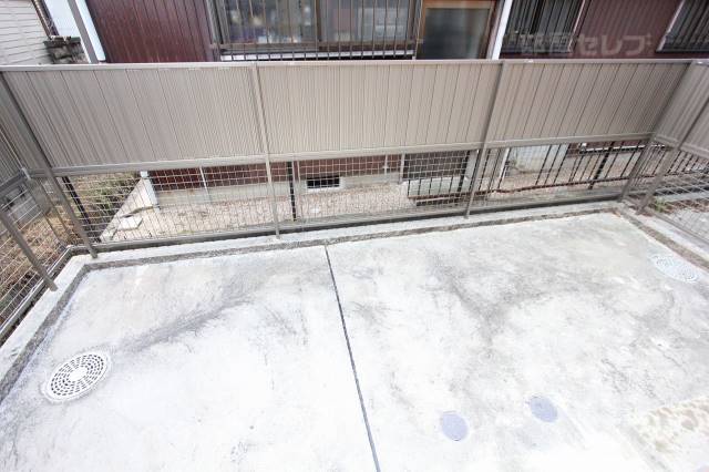 バルコニー　イメージ写真