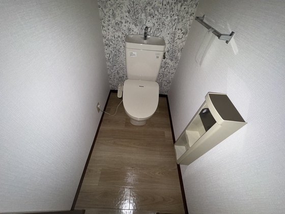 トイレ　※別部屋の写真です。