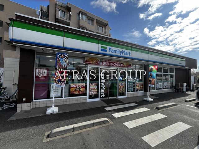 コンビニ　ファミリーマート 越谷恩間店（コンビニ）まで709m