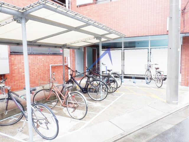 その他共有部分　駐輪スペースです。