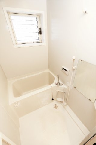 バス・シャワールーム　参考写真（同物件別部屋）