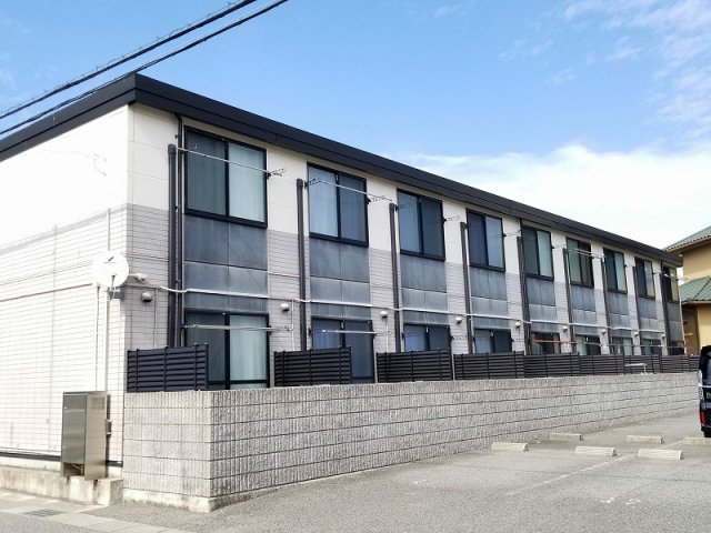 建物外観　落ち着いた雰囲気の外観です