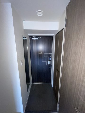 玄関　プレサンス堺筋本町ディスティニー　玄関