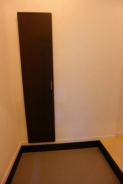 玄関　・別号室参考写真