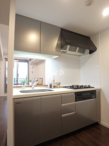 キッチン　★《見学予約受付中》設備充実分譲賃貸マンション★