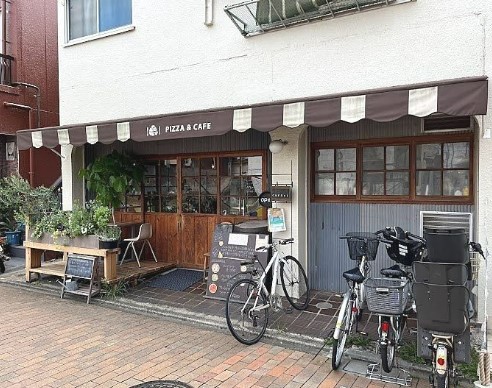 飲食店　イタリアごはんとおやつcurari（飲食店）まで443m