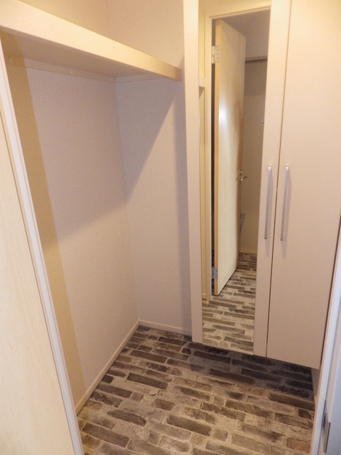 収納　シューズクローク