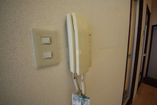 セキュリティ　井上ビル　インターホン