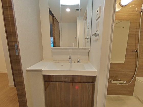 洗面設備　※別部屋の写真です