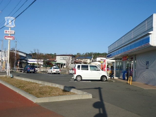 コンビニ　ローソン　本荘石脇店（コンビニ）まで800m